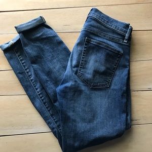 Gap 27 Short Skinny Jeans 👖